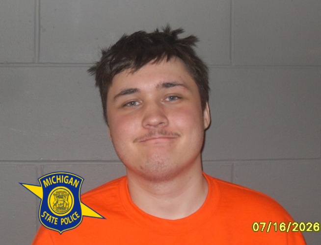 Illinois man arrested after allegedly committing felonies across several U.P. counties